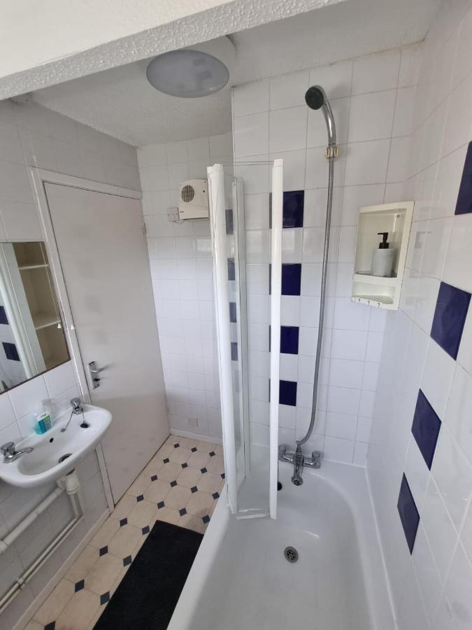 Private Rooms Bath Exteriér fotografie